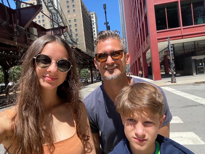 Danny Johnson with his kids Sophie and Weston in Chicago Danny Johnson with his kids Sophie and Weston in Chicago